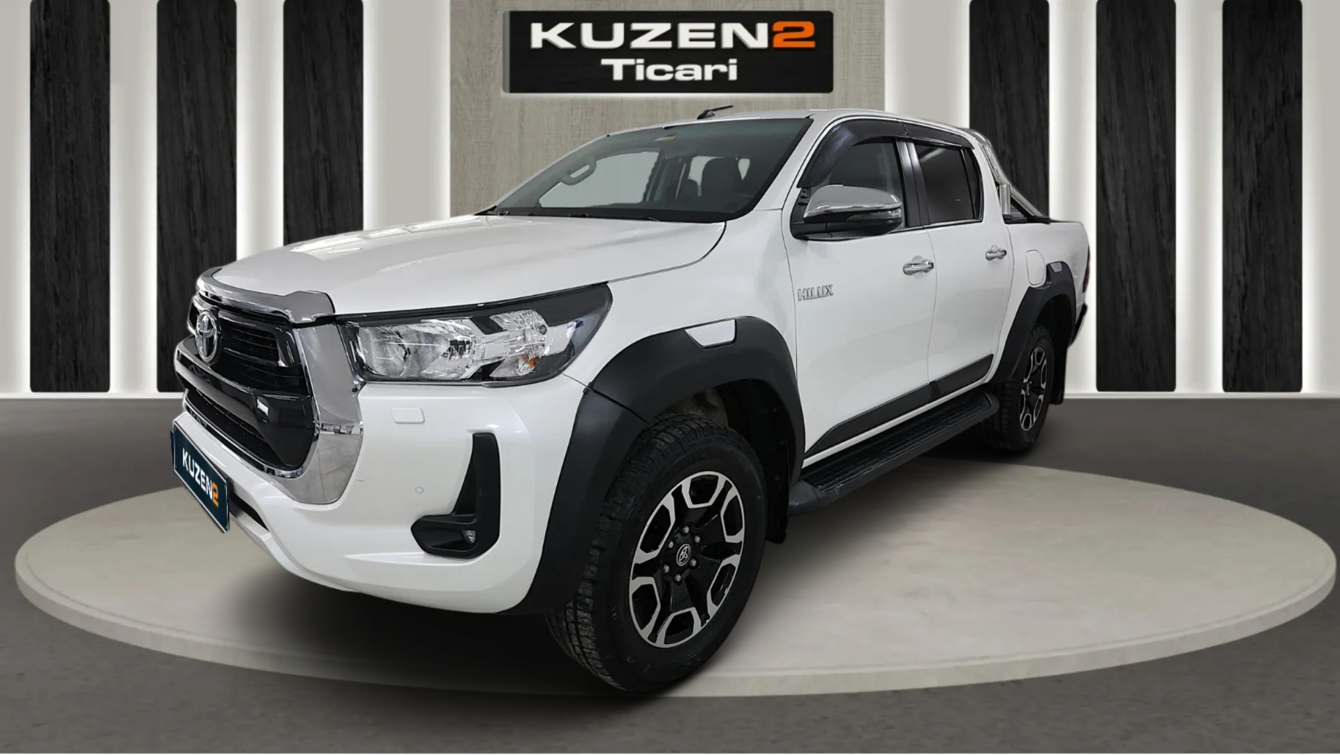 TOYOTA HILUX 2.4 D-4D 150 4x2 ADVENTURE A/T