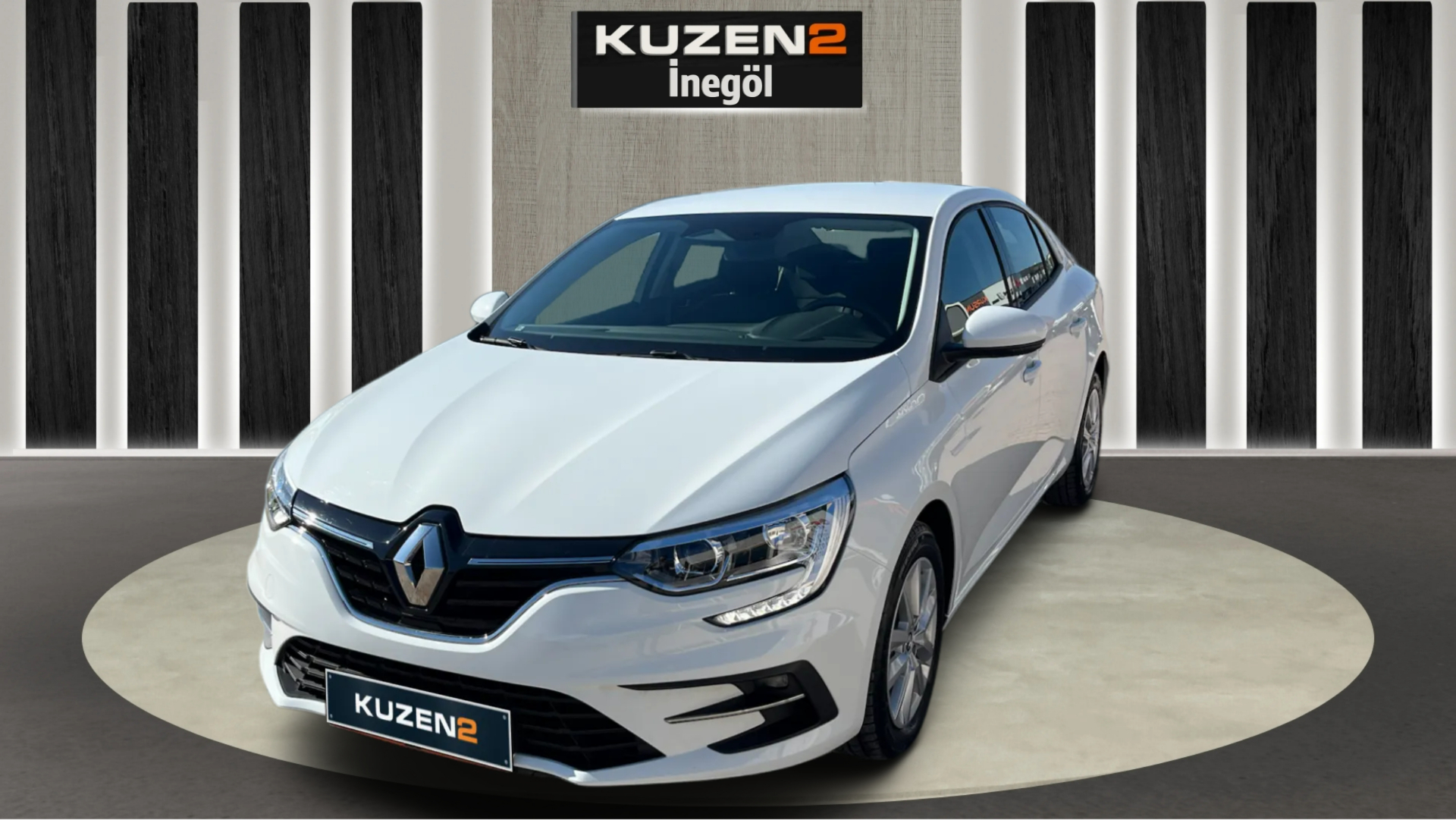 RENAULT MEGANE SEDAN TOUCH 1.3 TCE EDC 140